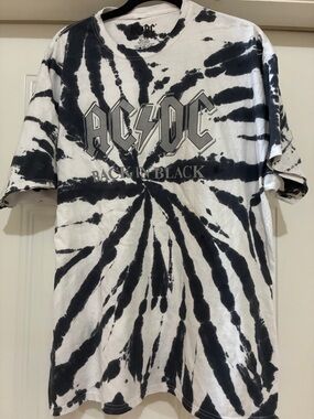 AC/DC Black & White Spiral Tie-Dye 'Back In Black' Tee NWOT XL